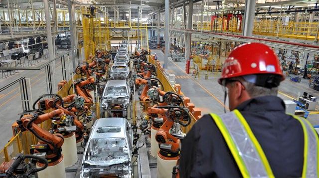 China manufacturing activity grows in February