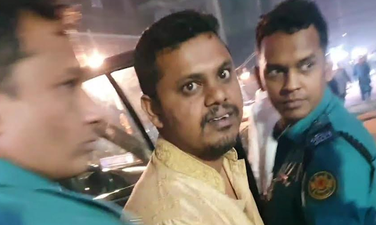 Banned BCL leader held in Dhaka