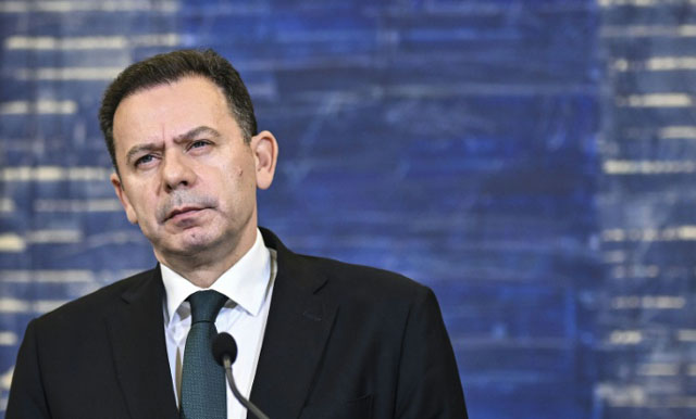 Portugal PM teases confidence vote amid conflict of interest row
