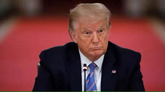 Trump orders tariff probe on lumber, calls for supply boost