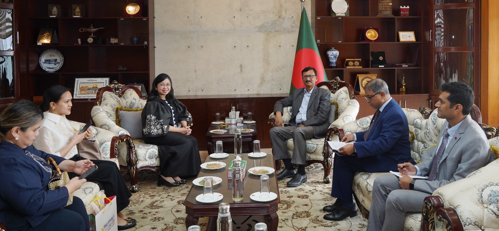 Tuhid seeks Philippines support for sustainable Rohingya solutions