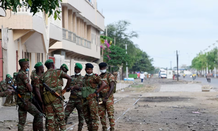 10 killed gunmen, one soldier killed in northern Benin