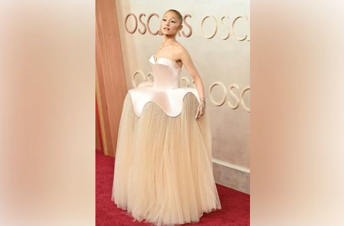Oscars red carpet: 'Wicked,' white and lots of sparkle