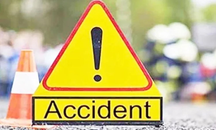 Man dies in Lakshmipur road accident