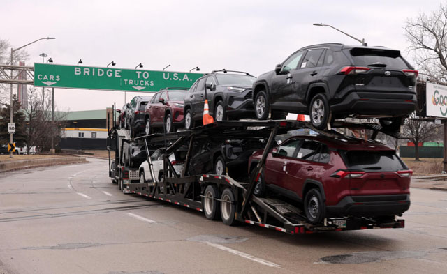 'Terrifying': Canadian auto workers dismayed at looming US tariffs
