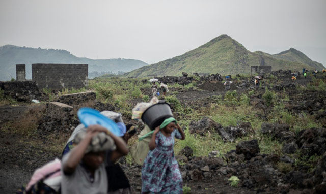 Families sent back to homes ruined in east DR Congo conflict