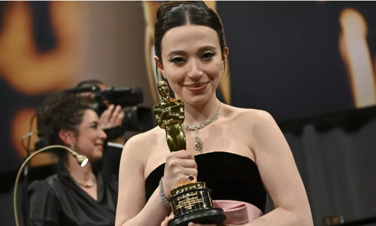 Oscars viewing figures get a boost from mobile and PC     