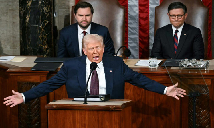 Trump hails 'unstoppable' America in return to Congress