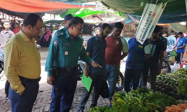16 businesses fined in Khulna