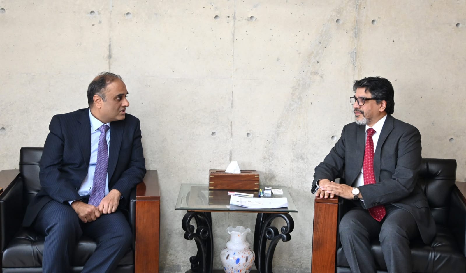 Dhaka, Islamabad discuss holding Foreign Secretary Level Consultations 