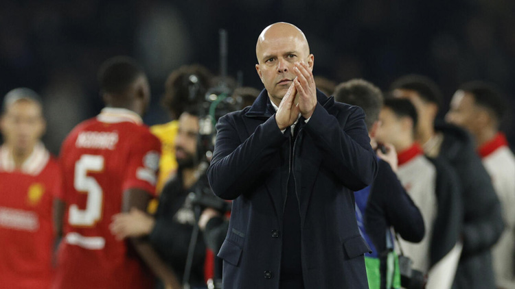 Slot hails 'lucky' Liverpool after Elliott goal sinks PSG