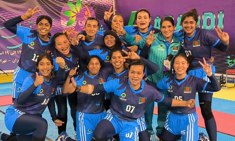 Bangladesh reach semi-final in style 