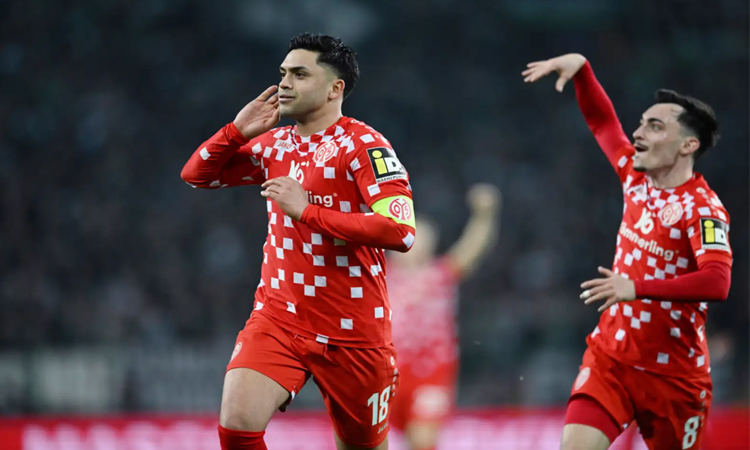 Mainz ease past Moenchengladbach to go third in Bundesliga