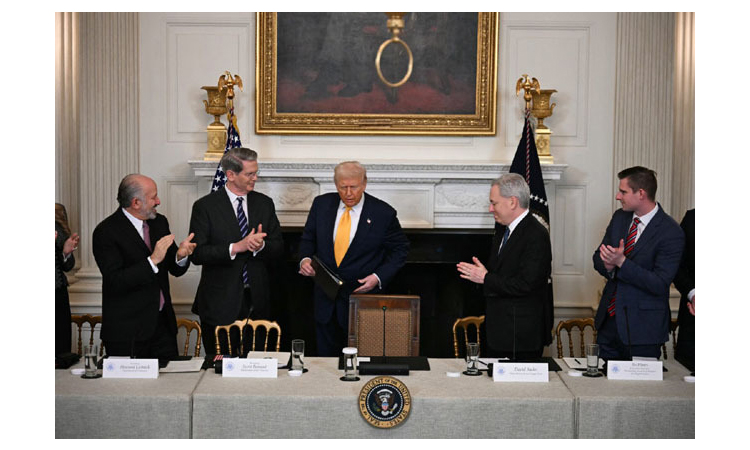 From critic to investor: Trump welcomes crypto leaders to White House
