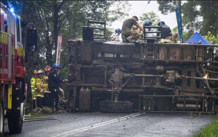 Thirteen Australian troops injured in truck crash
