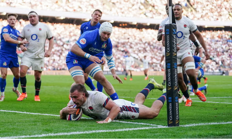 England maintain Six Nations title hopes with Italy win    