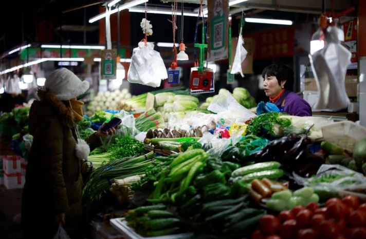 Hong Kong, Shanghai lead losers on mixed day for Asian markets