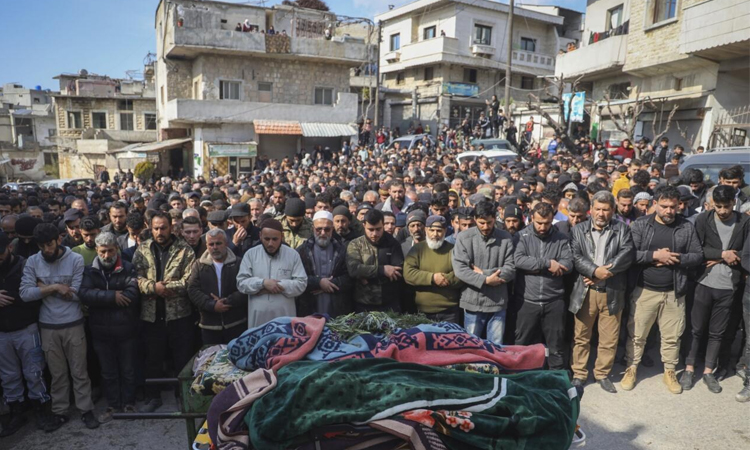 Up to 830 civilians killed in clashes in Syria - news outlet 