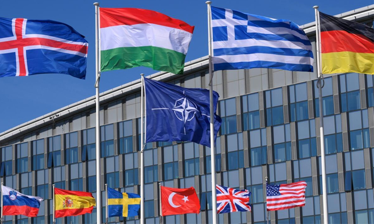 Military chiefs in Paris to discuss Ukraine security guarantees