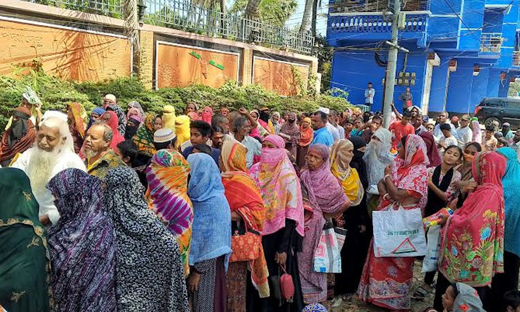 Around 2,000 families getting essentials at subsidized price in Bagerhat 