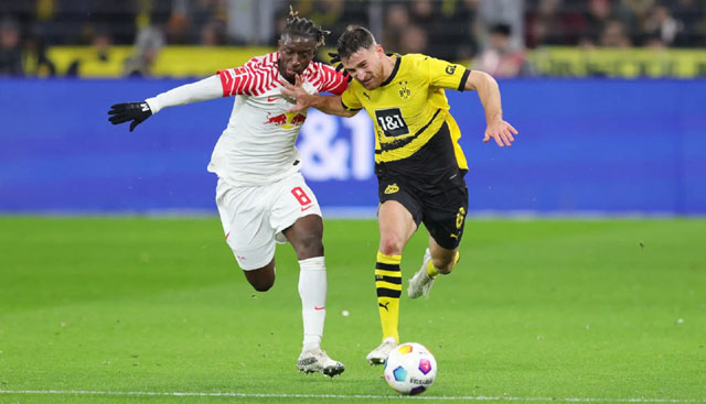 Leipzig host Dortmund with Champions League dreams at stake