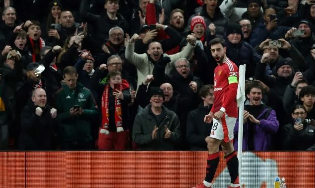 Fernandes sends Man Utd into Europa League quarters, Spurs advance