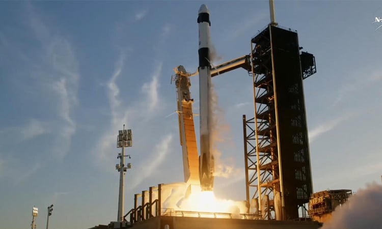 Crew launch to ISS paves way for 'stranded' astronauts' return