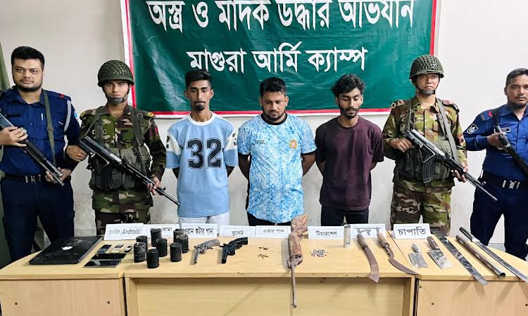 Army arrests 3, recovers illegal arms in Magura