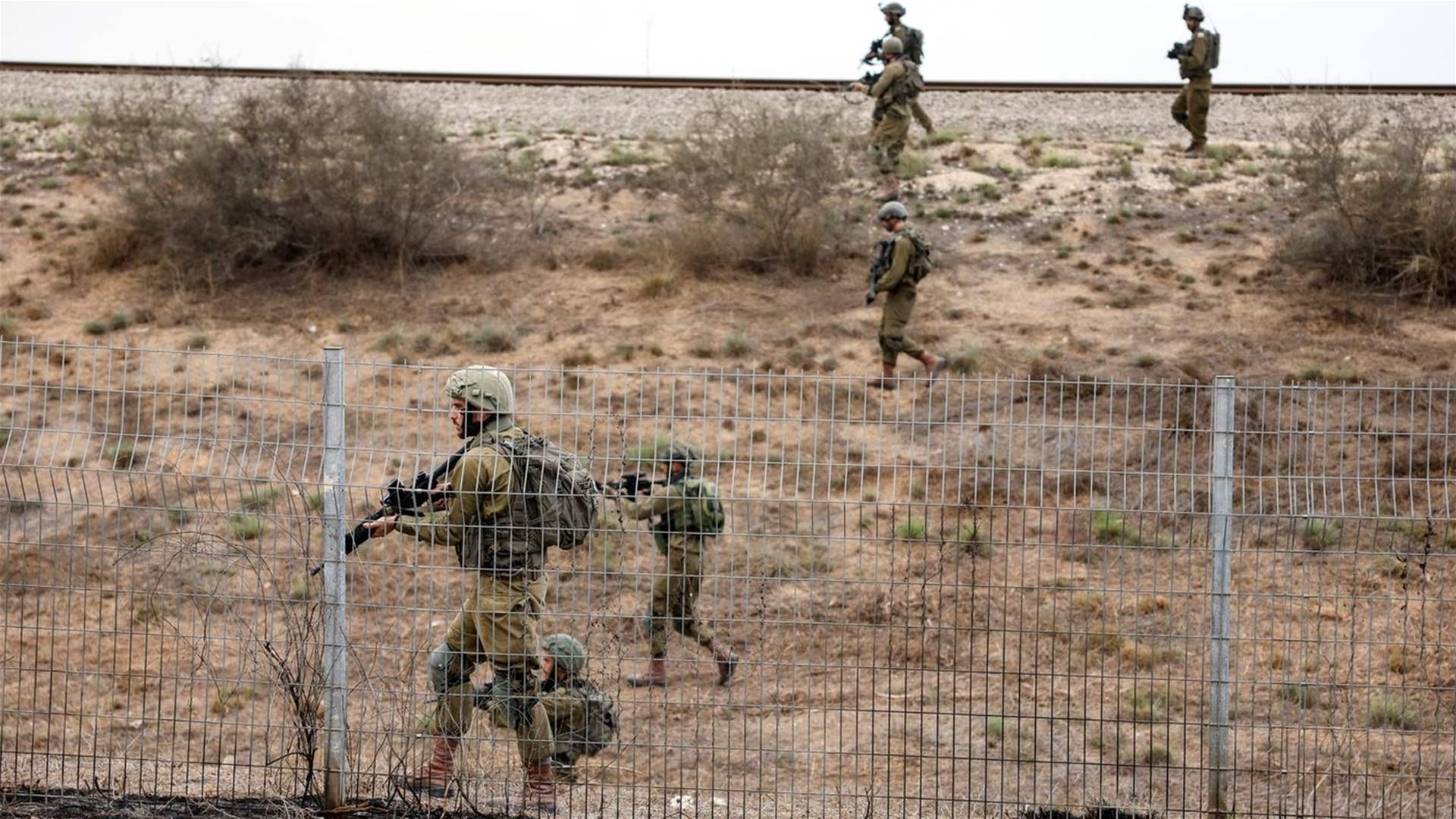 Israel military says Gaza air strikes hit militants trying to plant explosives