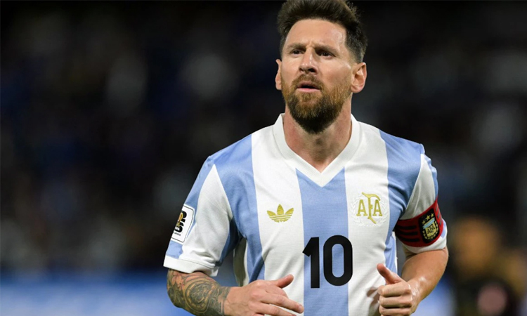 Messi out injured as Argentina seek to seal World Cup place