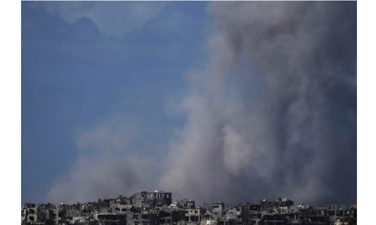 Gaza rescuers say Israeli strikes kill 10, wound dozens