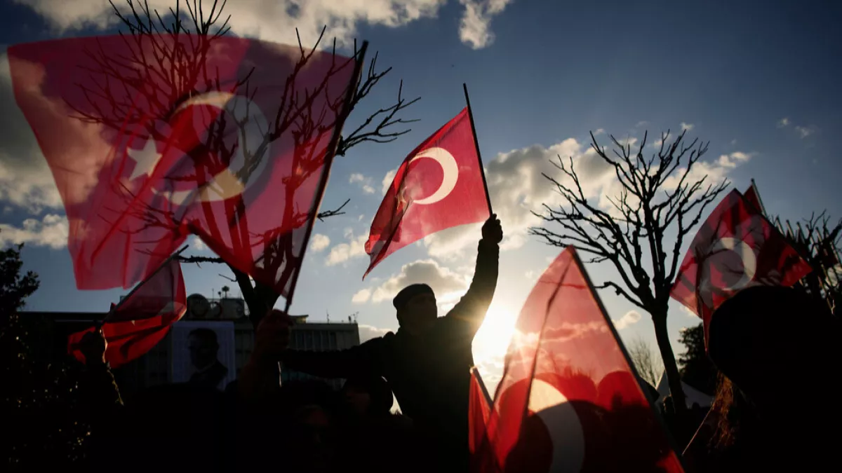 Istanbul's mayor remains under arrest, new rally called