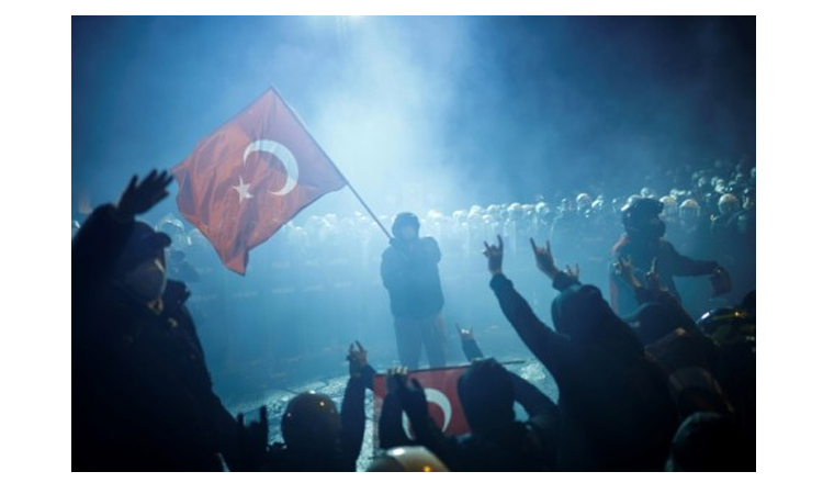 Istanbul court to rule on mayor's arrest after mass protests