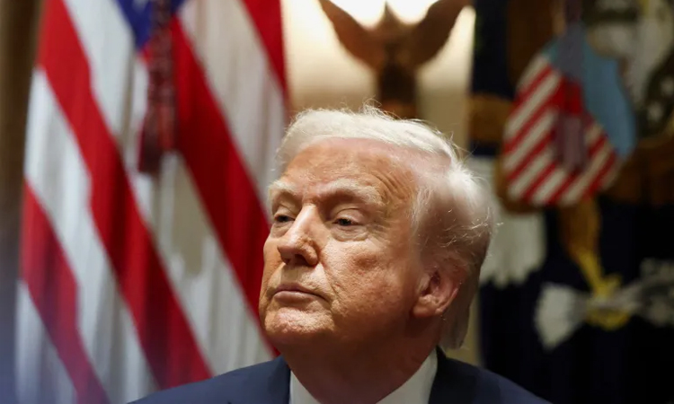 Trump downplays firestorm over leaked Yemen air strike chat