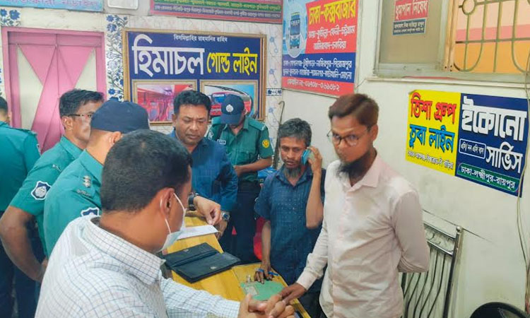 BRTA conducts mobile court in city to reduce sufferings 