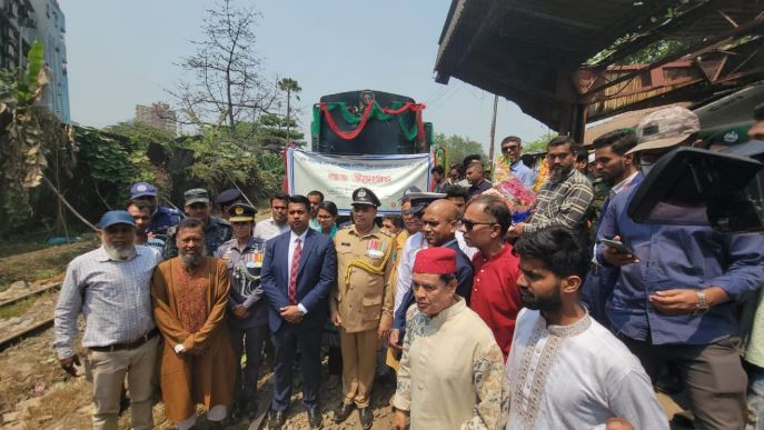 Commuter train service on Dhaka-Narayanganj route begins
