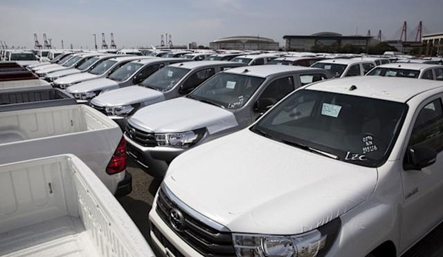 Japanese auto giants drop 3% after Trump tariff announcement