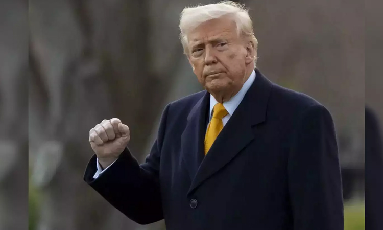 Trump officials' private data accessible online: report