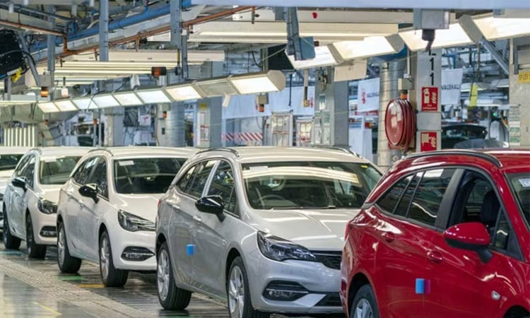 UK car producers urge deal to avoid 'disappointing' US tariffs