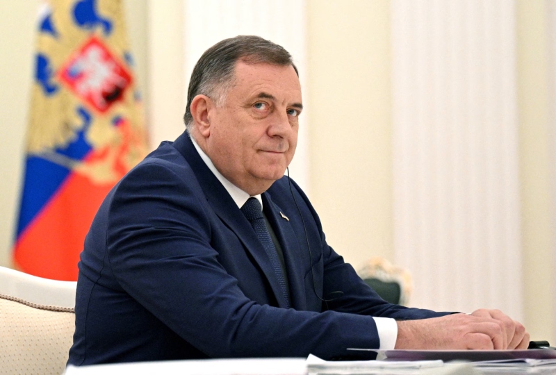 Bosnia issues international arrest warrant for Serb leader Milorad Dodik