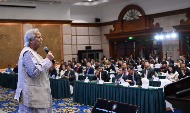 CA invites Chinese investors to relocate their factories to Bangladesh
