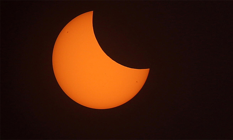 Partial solar eclipse to cross swathe of Northern Hemisphere