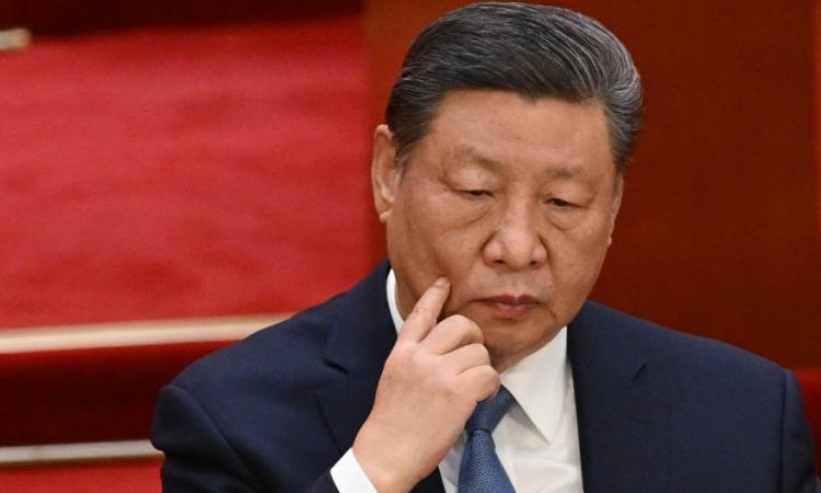 China's Xi sends quake condolences to Myanmar junta chief