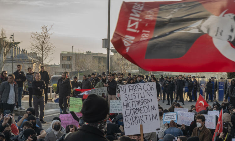 Turkey opposition calls mass rally in Istanbul
