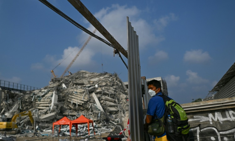 'Everyone was screaming': quake shocks Thailand tourists