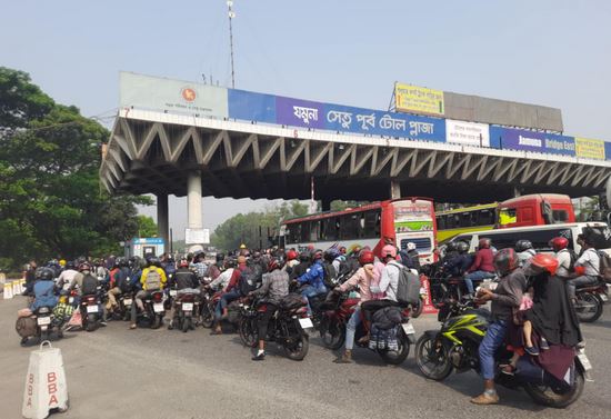 Tk 3.38cr toll collected at Jamuna Bridge in 24 hours