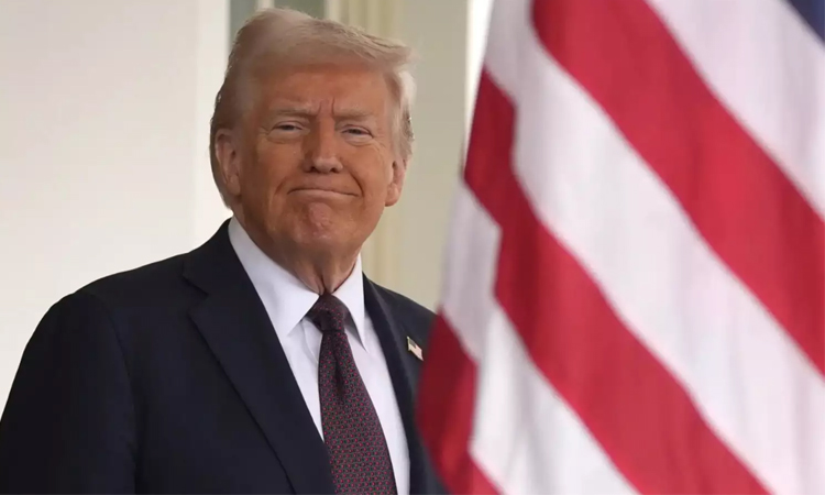 Trump's popularity faces test in Wisconsin vote