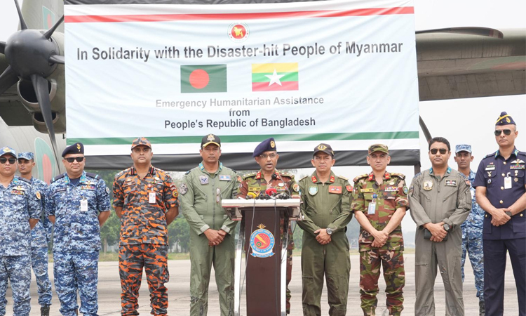 Bangladesh sends second mission of aid to Myanmar