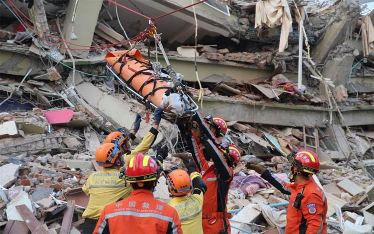 Death toll surges to over 2,700 in Myanmar earthquake
