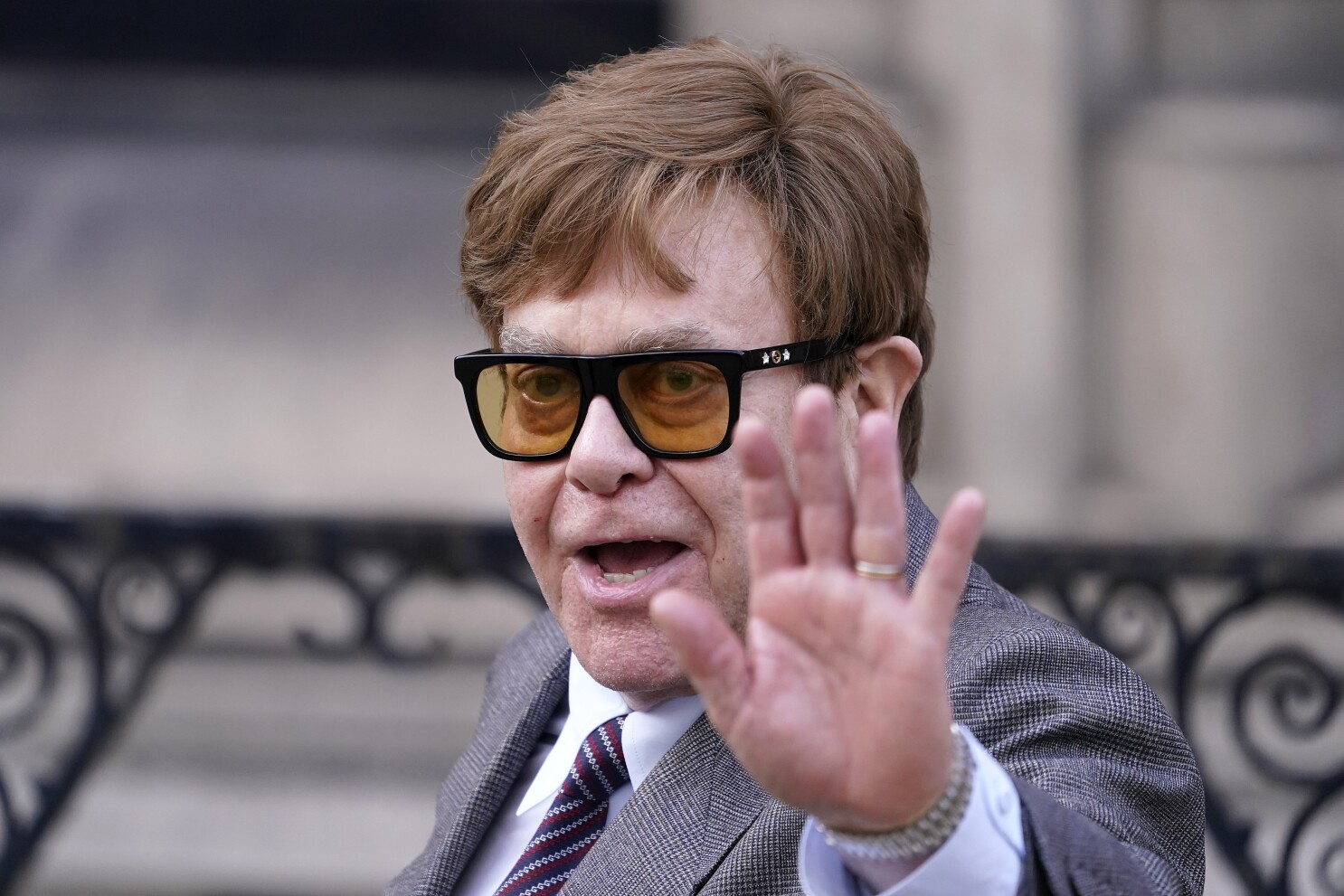Russia labels Elton John AIDS Foundation 'undesirable'